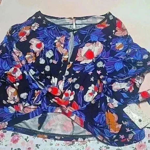 Free People Floral Top - Picture 3 of 6
